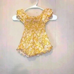 Vince Camuto TODLER romper size 4